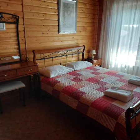 Urochyshe Vyshnya Hotel *