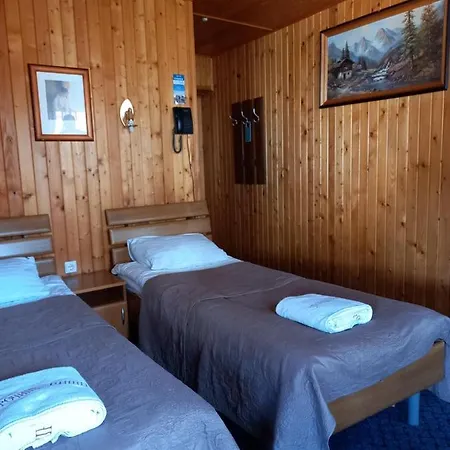 Urochyshe Vyshnya Hotel *