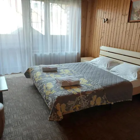 Hotel Urochyshe Vyshnya Boekovel