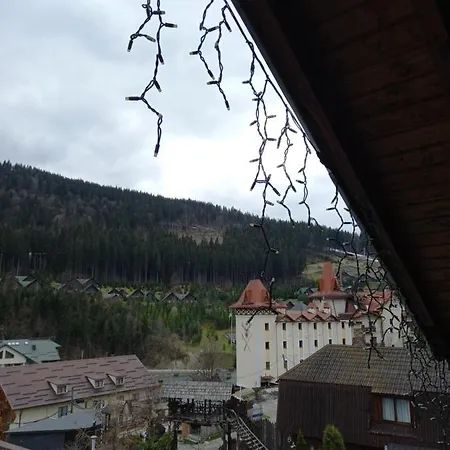 Hotel Urochyshe Vyshnya Bukoveľ
