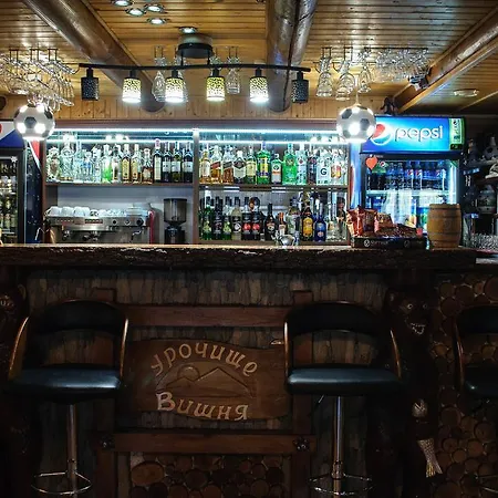 Urochyshe Vyshnya * Boekovel