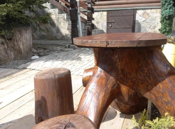 酒店 Urochyshe Vyshnya