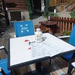 Urochyshe Vyshnya Hotel *