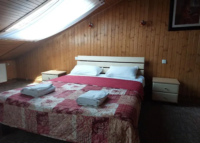 Urochyshe Vyshnya Hotel *