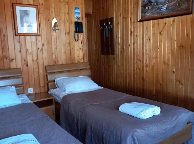 Urochyshe Vyshnya Hotel *